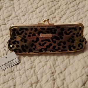 COPY - Juicy Couture Pouch